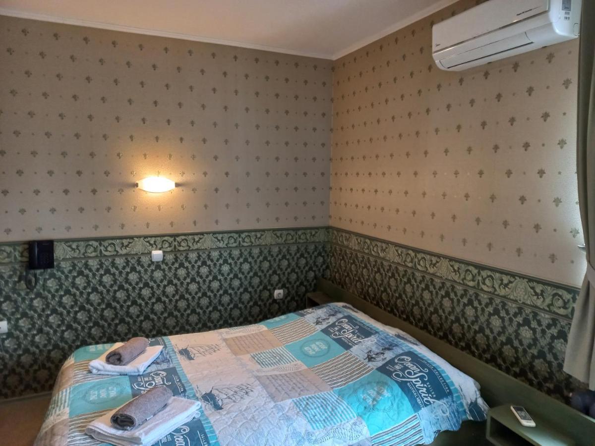 Къща За Гости -Хт Svilengrad Esterno foto