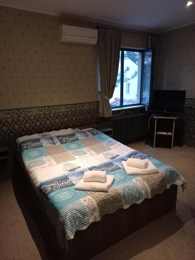 Къща За Гости -Хт Svilengrad Esterno foto