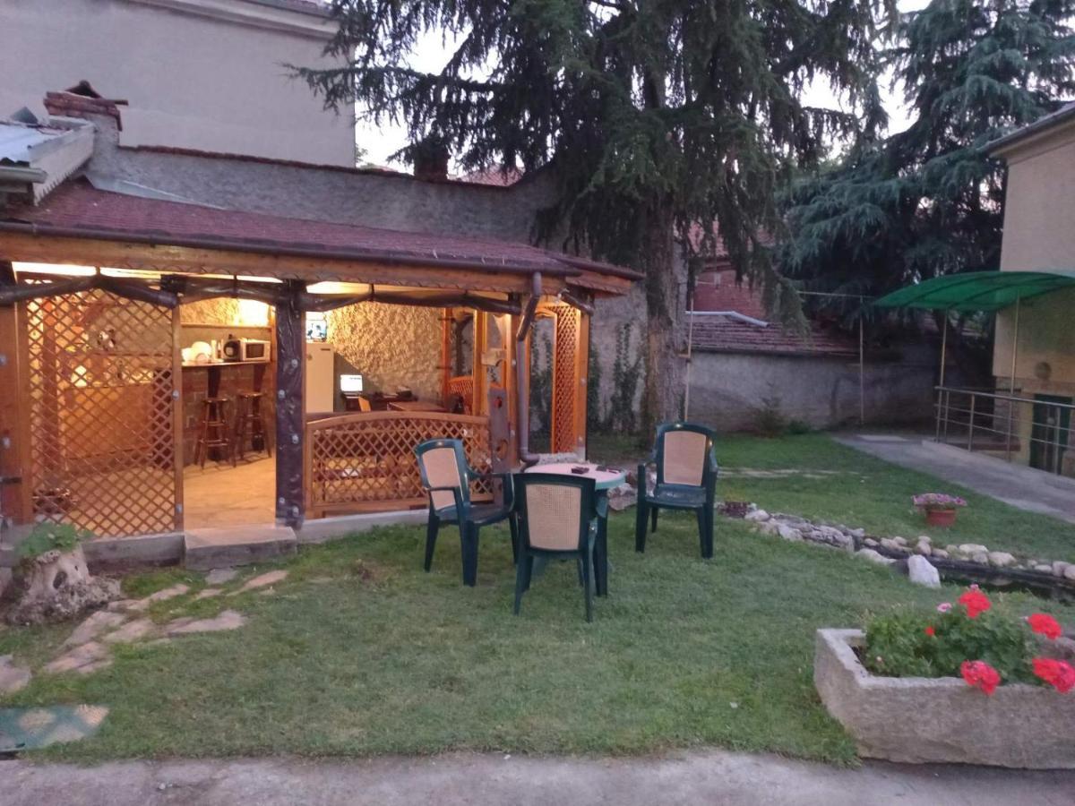 Къща За Гости -Хт Svilengrad Esterno foto